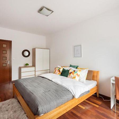 Wola Sunset Apartment Free Parking Varsovia Exterior foto