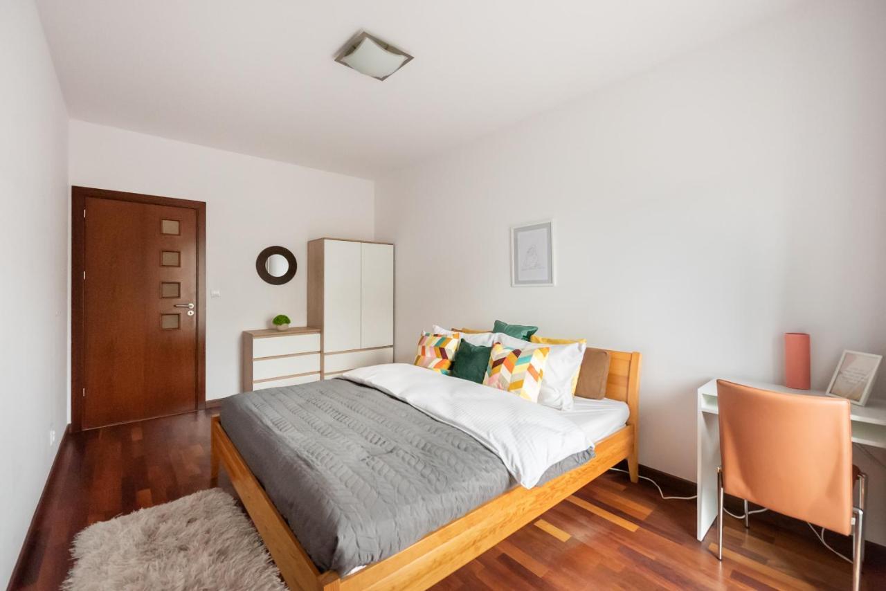 Wola Sunset Apartment Free Parking Varsovia Exterior foto