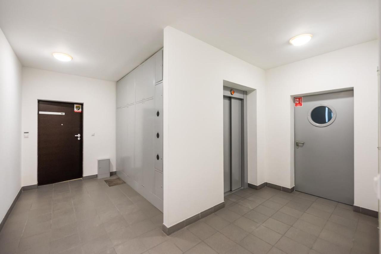 Wola Sunset Apartment Free Parking Varsovia Exterior foto